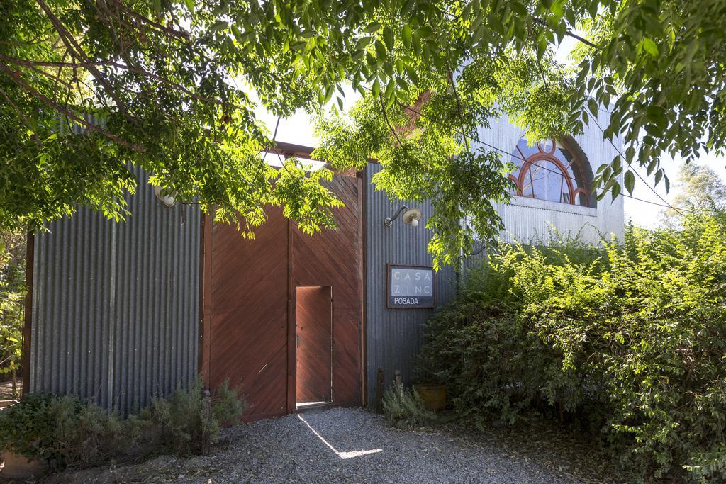 Posada Casa Zinc Manantiales ภายนอก รูปภาพ